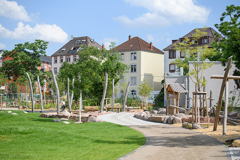 Mehrgenerationenspielplatz Mannheim Rheinau